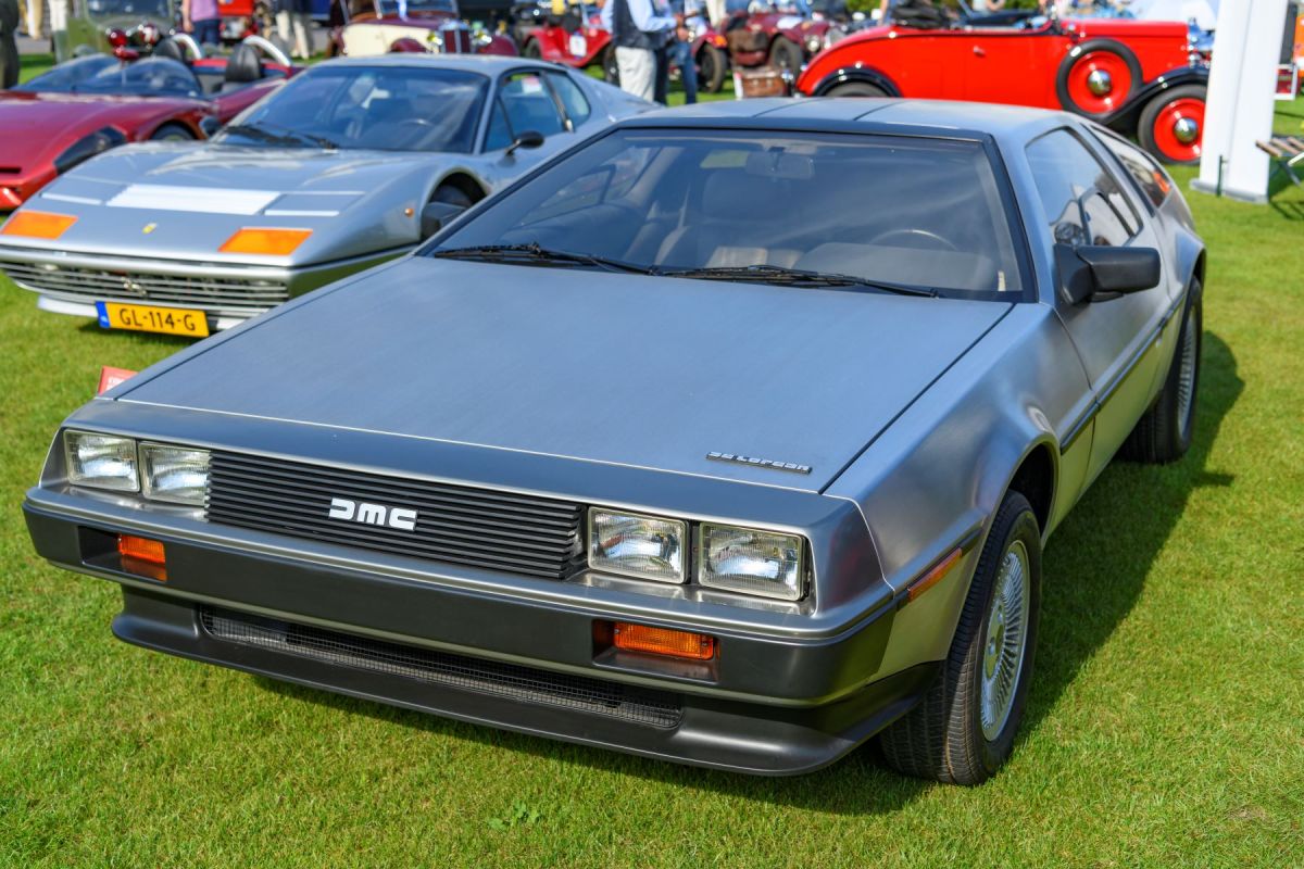 The Dangerous Reason Why Stainless Steel Cars No Longer Exist