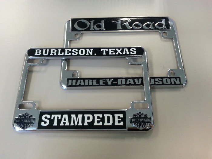 License plate frame