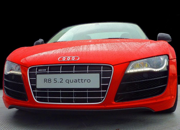 Gambar : Mobil sport, mobil balap, supercar, trek balap, porsche ... Auto credit scoring AI