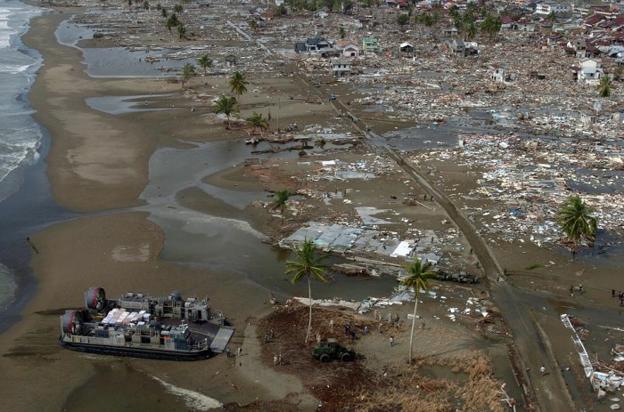Free photo: Tsunami, Riptide, Natural Disaster - Free Image on Pixabay ... Disaster relief transport EVs